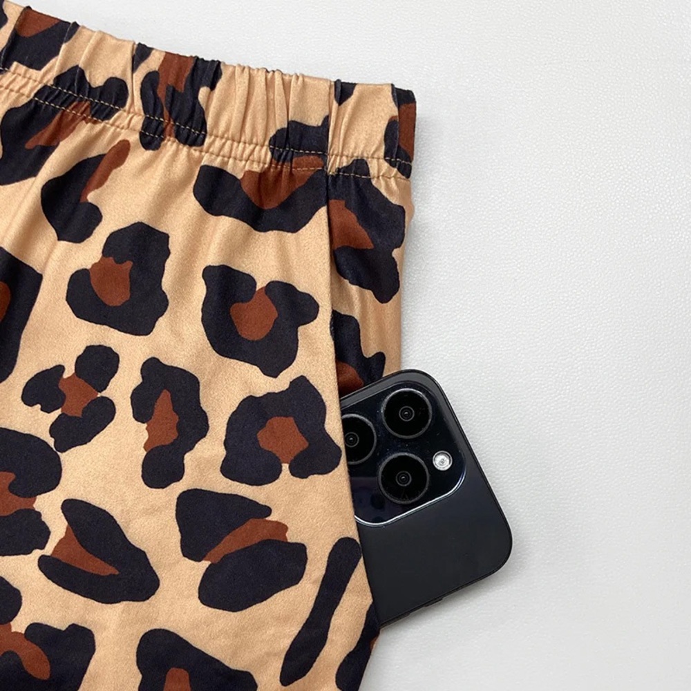 Chic Pink and Brown Leopard Heart Pajama Set - Picture 5 of 10
